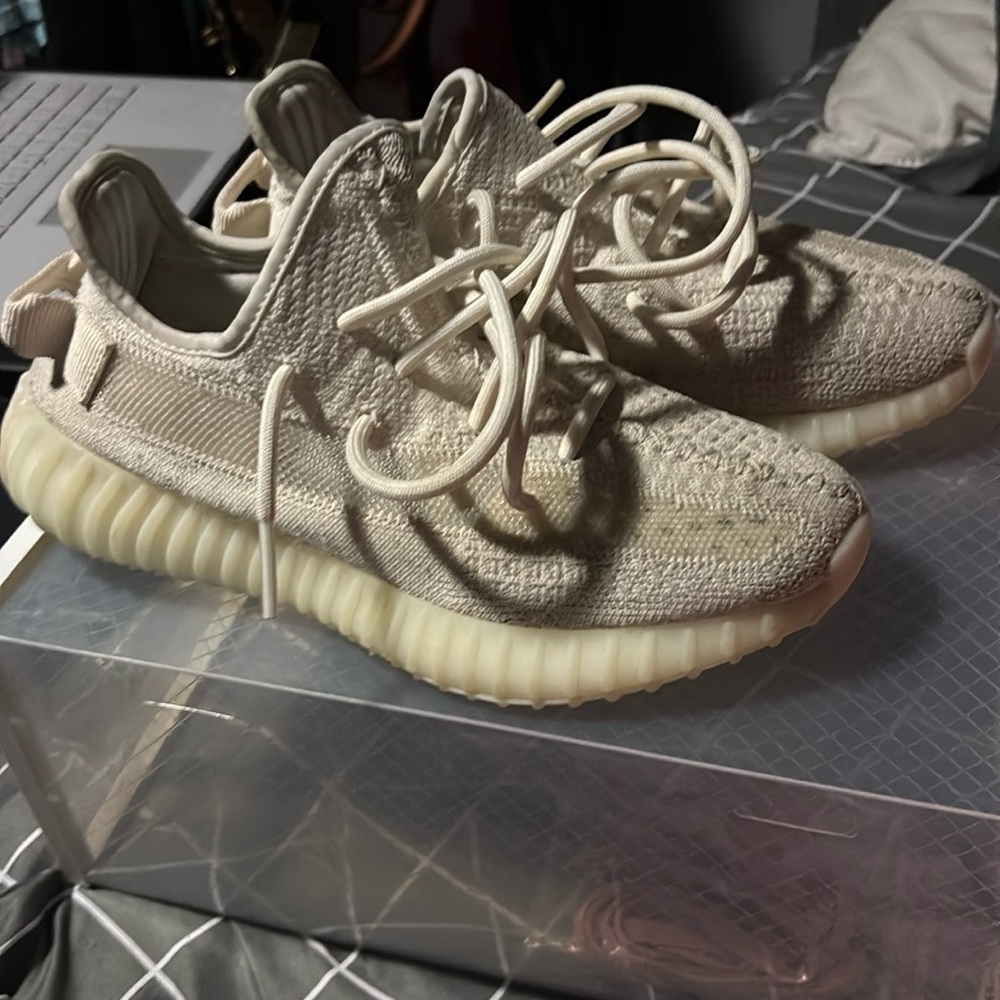 Have a lot of shoes and needa get rid of them 🥲
